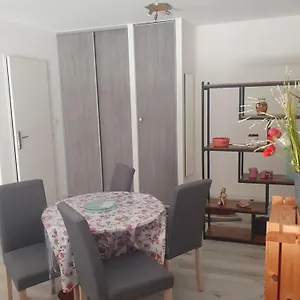  Appartement Amolinnes F2 5mn Douane Croix De Rozon 20mn Geneve